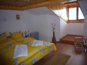 Guest house Momchil Iunak